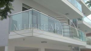 Ограждения балконов из стекла в Махачкале